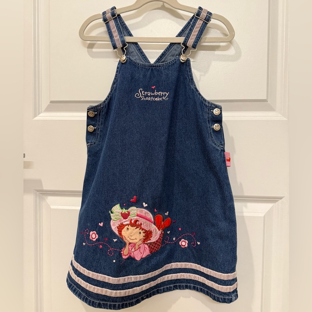 Rare Vintage Strawberry Shortcake Denim Overall Dress‎ Girls Size 6 – Y2K